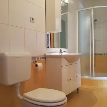 Nirvana Apartman *